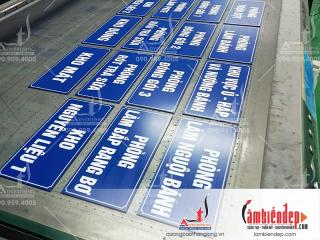 Biển phòng alu xanh tím in UV