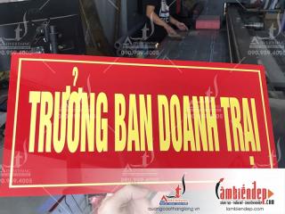 Biển phòng chất liệu alu đỏ dán decal vàng