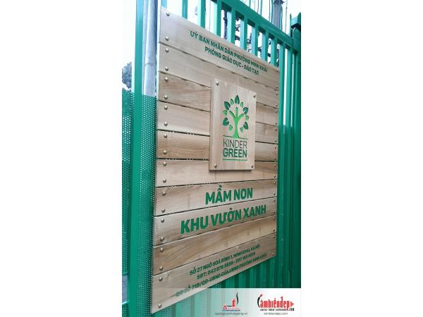 Thiết kế, lắp đặt biển gỗ đẹp, biển gỗ quảng cáo