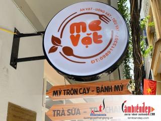 Bí quyết chọn nhiệt độ hút nổi mica để gia công biển hộp đèn