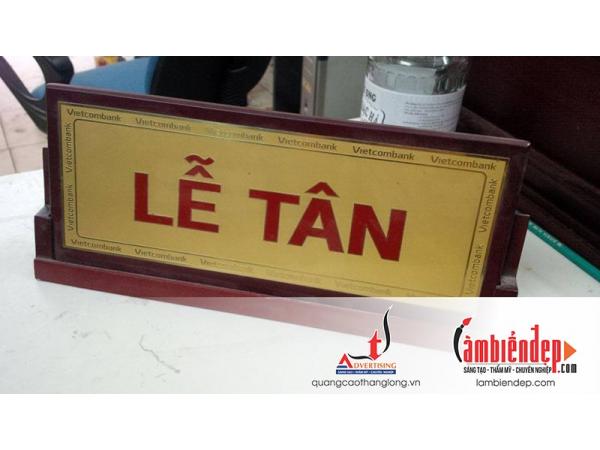 Biển chức danh, biển để bàn, lễ tân