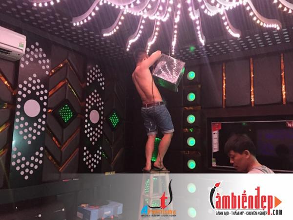 Thi công phòng karaoke