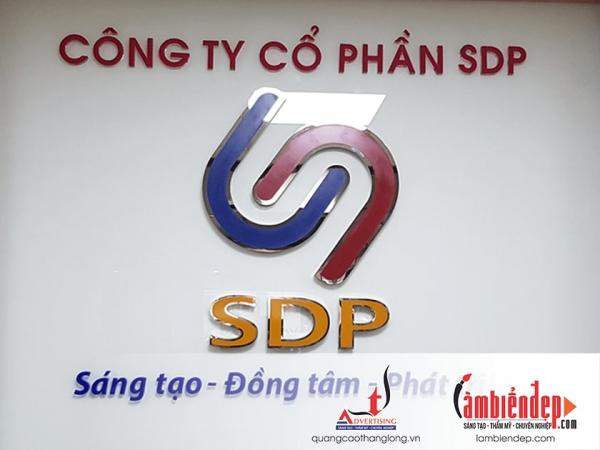 Thi công biển quảng cáo Mica bền đẹp, giá rẻ