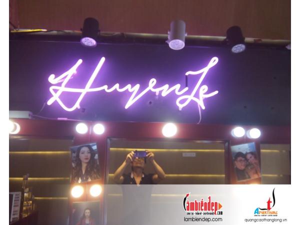 Thi công biển hiệu, chữ, dùng đèn neon sign