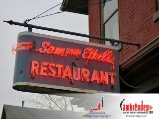 Biển vẫy neon nhà hàng