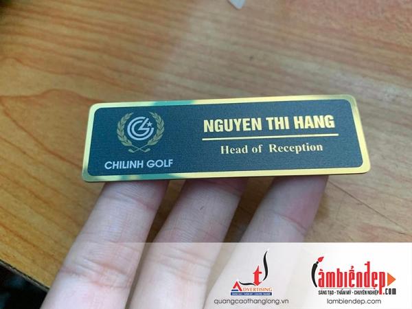 Làm bảng tên nhân viên, thẻ nhân viên nam châm tại Hà Nội