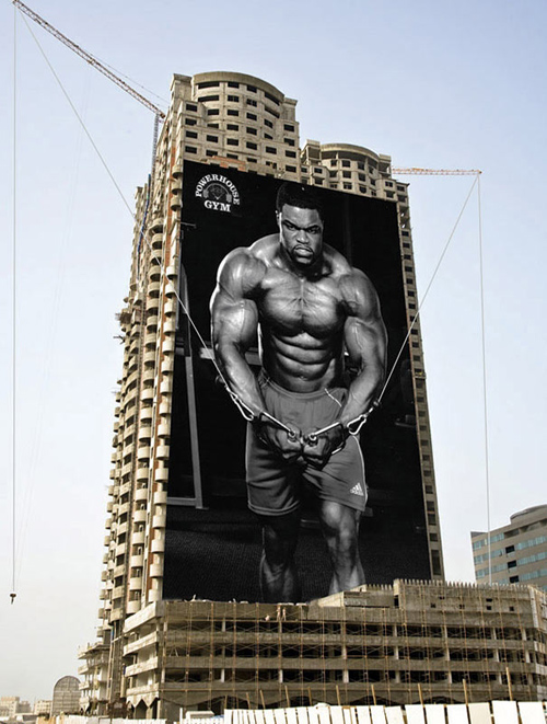 biển quảng cáo billboard Phòng tập Gym Powerhouse ở Mỹ
