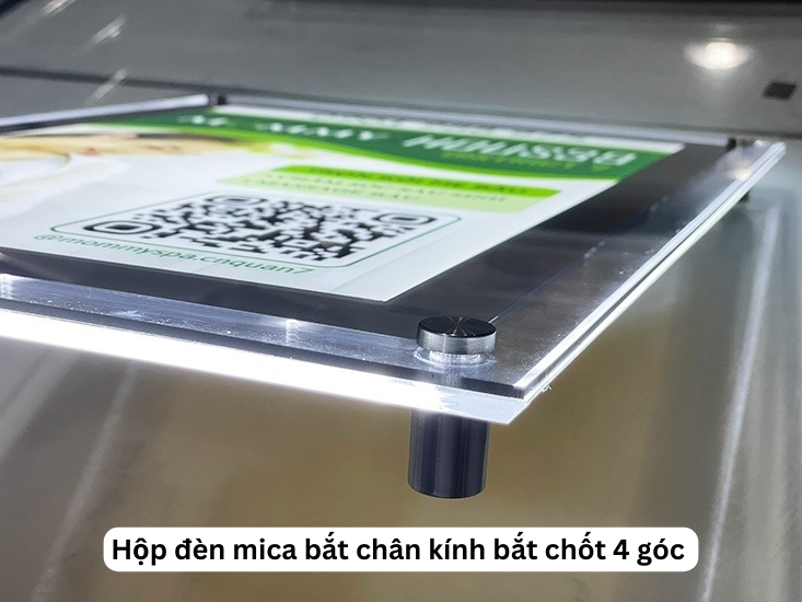 Hộp đèn siêu mỏng bắt chân kính