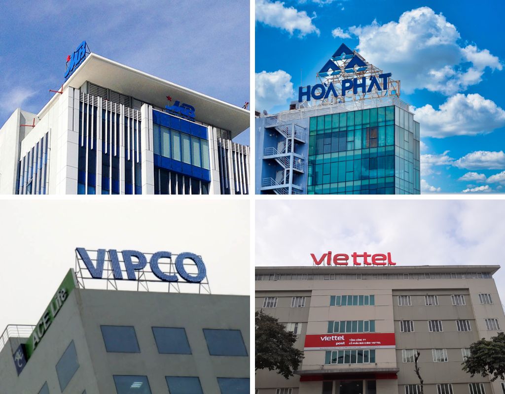 Biển lắp trên nóc tòa nhà